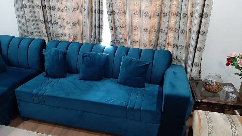 L shaped sofa set with two chairs 0