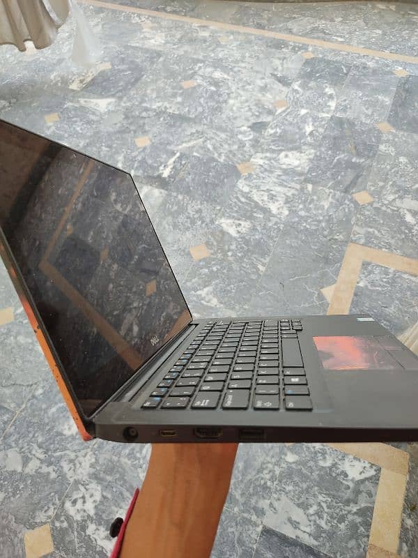 Touch Screen laptop with Lightening keyboard i5 6th gen 0