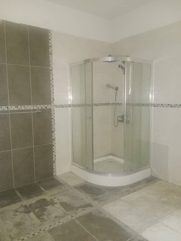 1 Kanal Full House Is Available For Rent In Dha Phase 5 Near Wateen Chowk 1