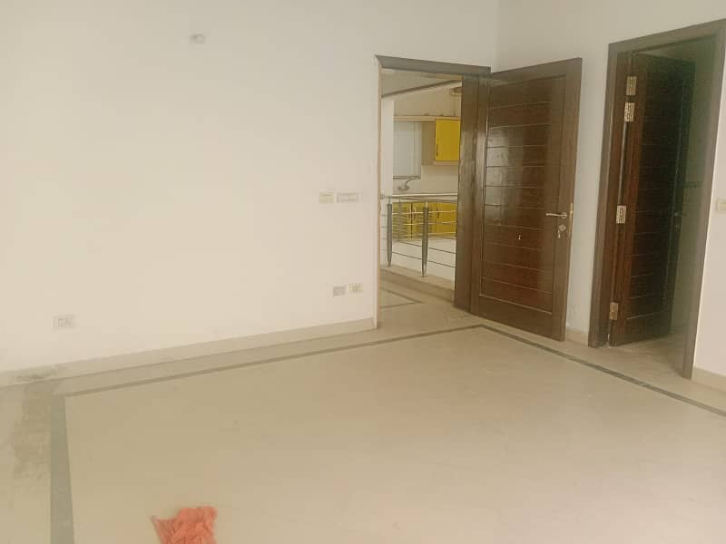 1 Kanal Full House Is Available For Rent In Dha Phase 5 Near Wateen Chowk 2