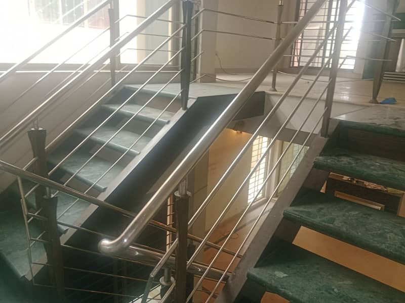 1 Kanal Full House Is Available For Rent In Dha Phase 5 Near Wateen Chowk 10
