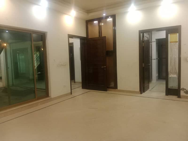 1 Kanal Full House Is Available For Rent In Dha Phase 5 Near Wateen Chowk 16