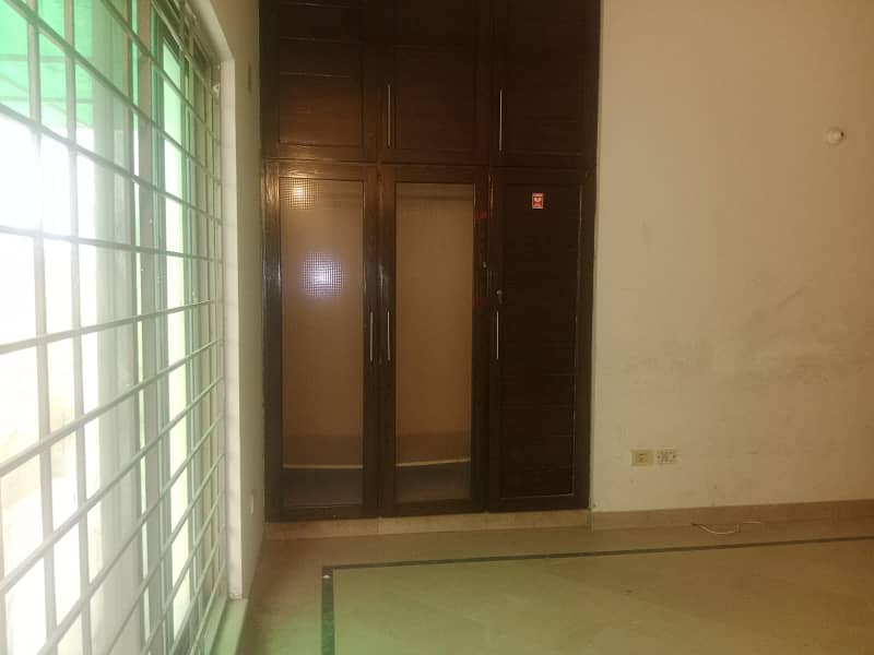1 Kanal Full House Is Available For Rent In Dha Phase 5 Near Wateen Chowk 19