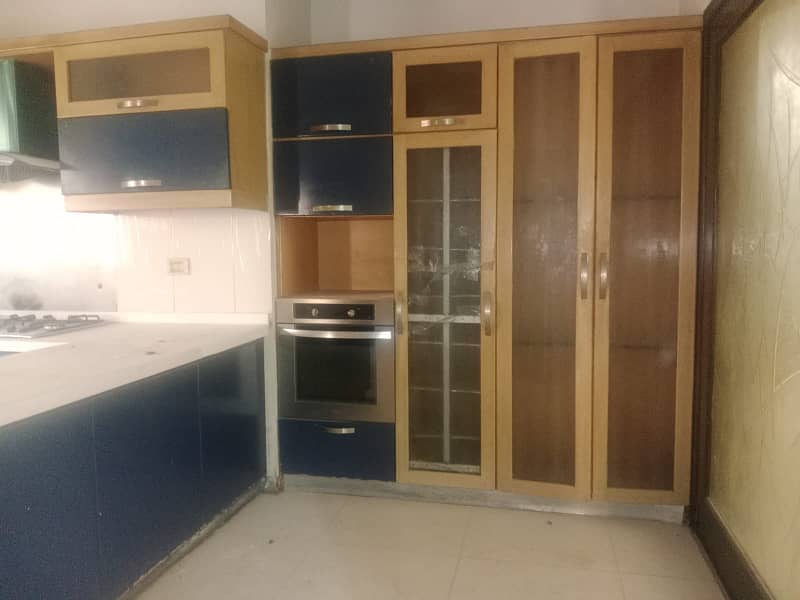 1 Kanal Full House Is Available For Rent In Dha Phase 5 Near Wateen Chowk 33