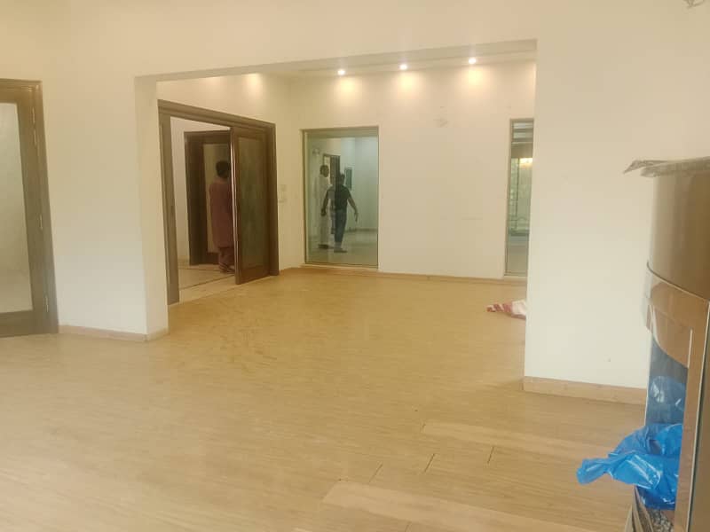 1 Kanal Full House Is Available For Rent In Dha Phase 5 Near Wateen Chowk 34