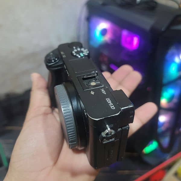 Sony a6400 body with kit lens 16-50mm 1