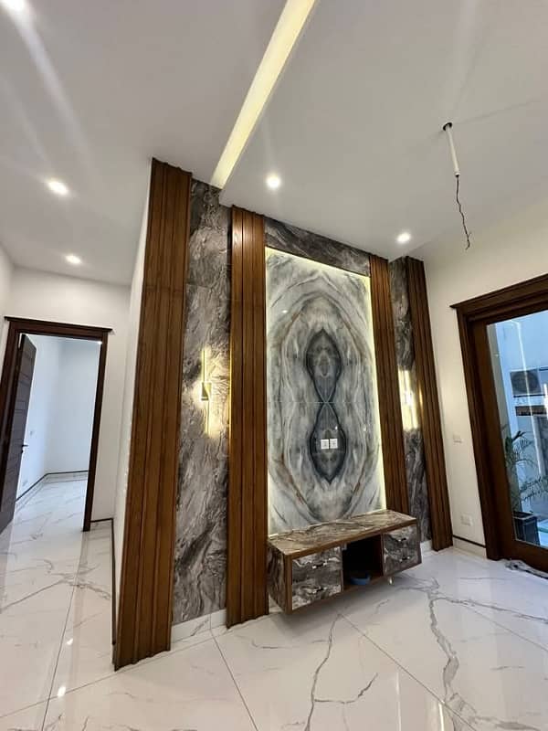 House For Sale 1000 Sq Yard West Open In Gulshan Block 7 2
