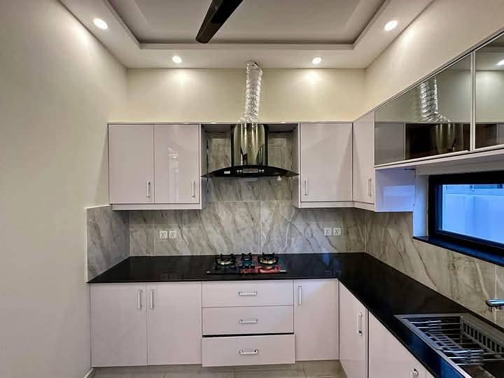 House For Sale 240 Yards West Open In Gulshan Block 5 1