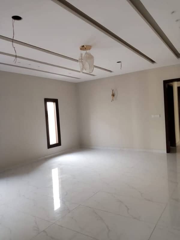 House For Sale 600 Sq Yard West Open In Gulshan Block 6 0