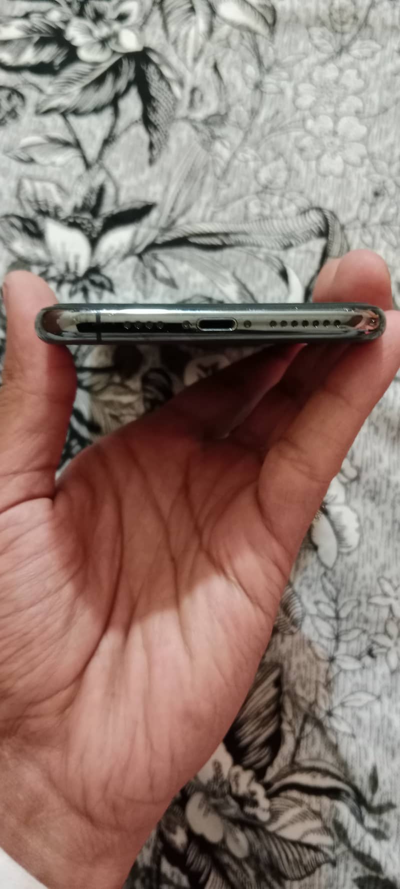 Apple iPhone 11 Pro Max 3