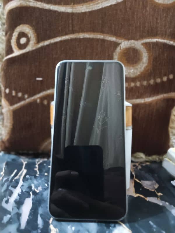 Tecno spark go 1 4+4gb ram 64 rom 5