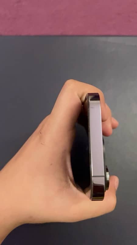 iPhone 14 Pro non pta lla model 5