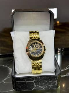 Box Pack Best Watch for boys please purchase