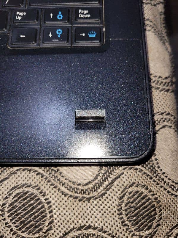DELL LATITUDE E5440 17
