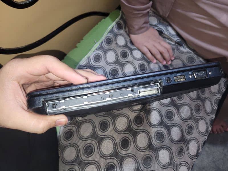 DELL LATITUDE E5440 19