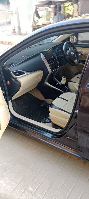 Toyota Yaris ATIV X 1.5 6