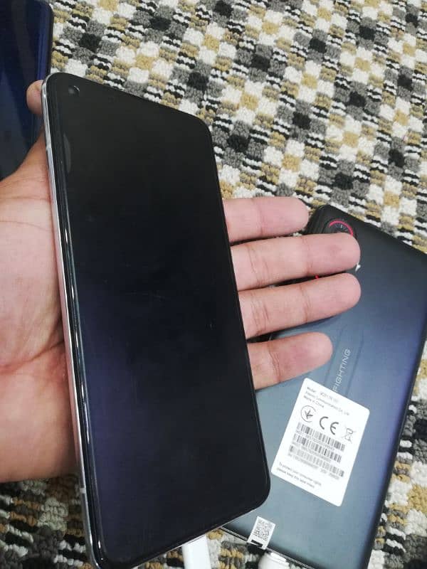 Redmi k40 10by 10 a 12 /256 . dubi stock a 2