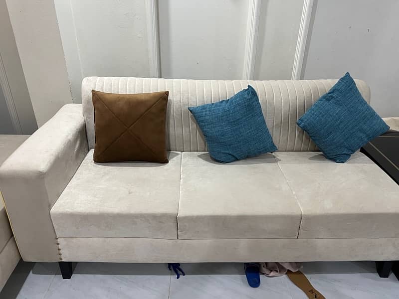 L shaped sofa | 7 seater | Light color 0