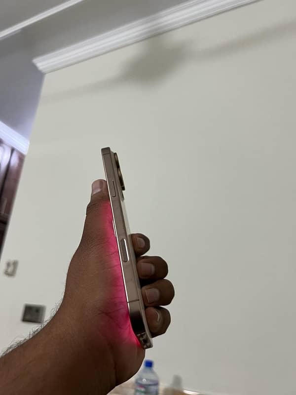 iPhone 16 Pro Max (Non PTA) 1