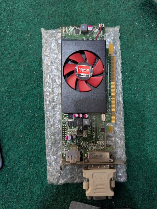 AMD RAEDON GRAPHIC CARD FOR DESKTOP PC 1