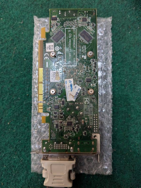 AMD RAEDON GRAPHIC CARD FOR DESKTOP PC 2