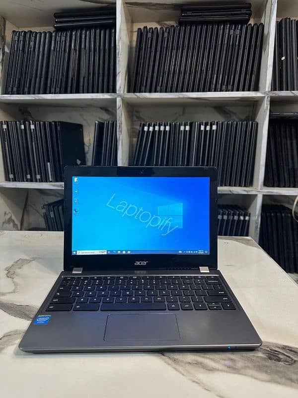 Acer C740 slimmest laptop, 4 GB ram, 128 GB SSD, 3