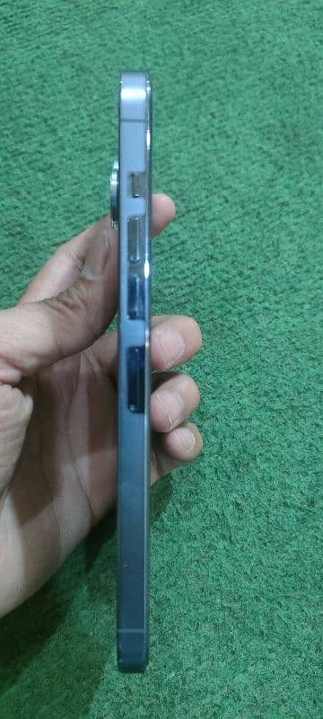 iphone 13 pro max 4