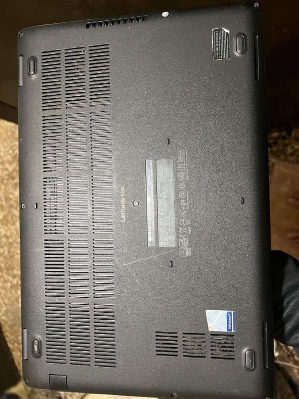 DELL LATITUDE 54OO FOR URGENT SALE (Price is negotiable) 1