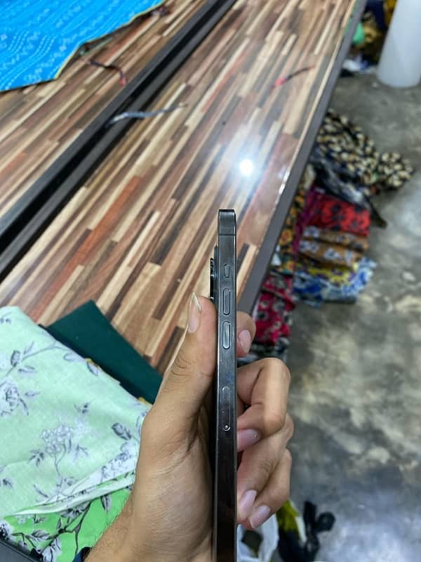 iPhone 12 Pro max,  128 ram,  jv sim lock, 6