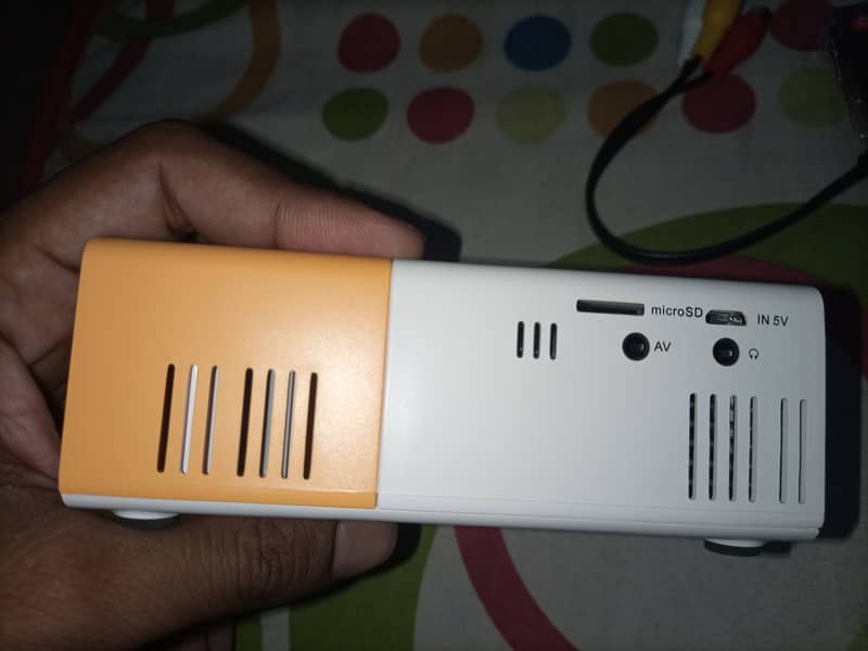 Mini portable Projector for Sale 5