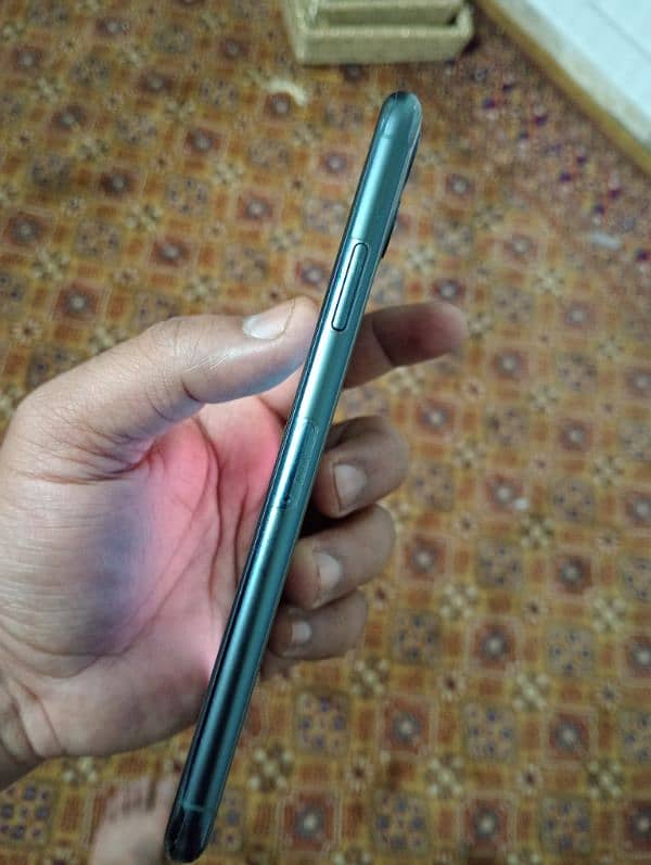 iphone 11 pro max non PTA 2