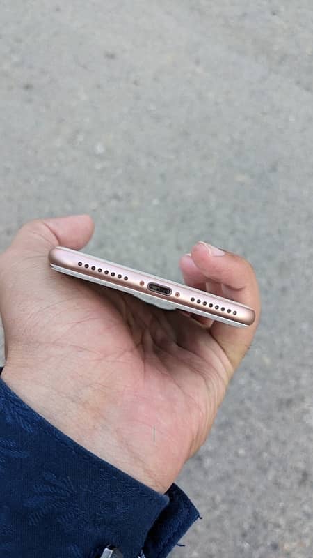 iphone 8 plus 64/JV 7