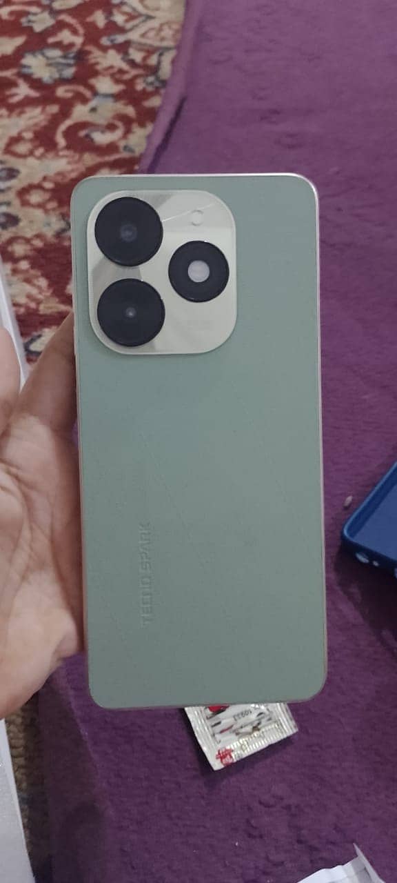 Tecno Spark 20C 3