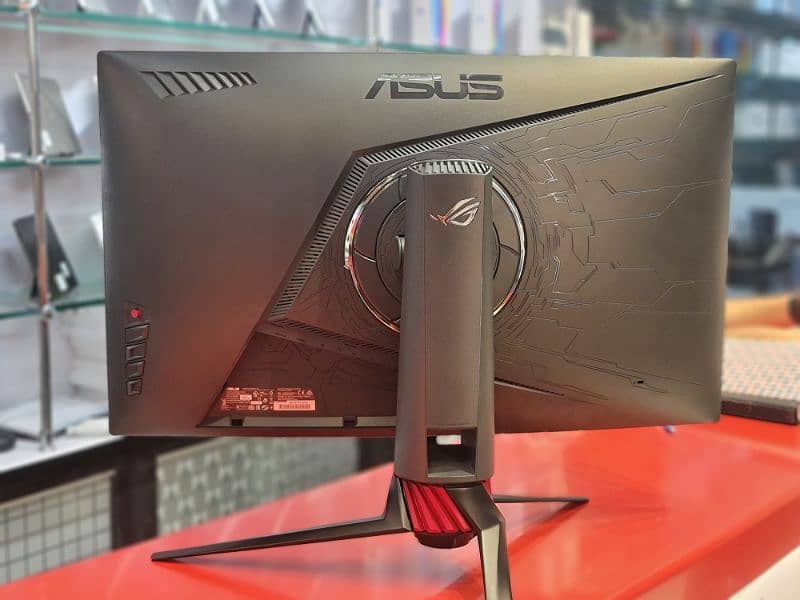 Asus Curved Gaming Monitor XG32VQR 144 Hz 7