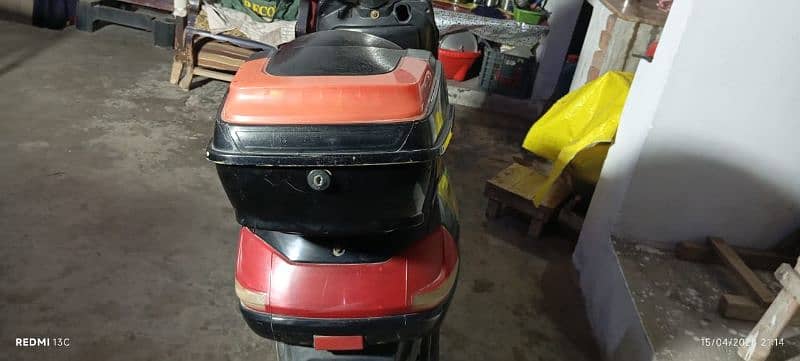 Gallop Sport And Power Scooty Chargeable Bike: 5