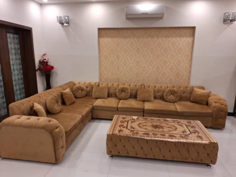 L shaped Sofa with table 0