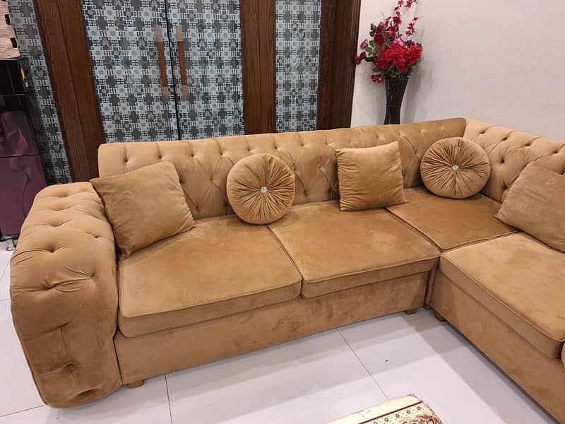 L shaped Sofa with table 5