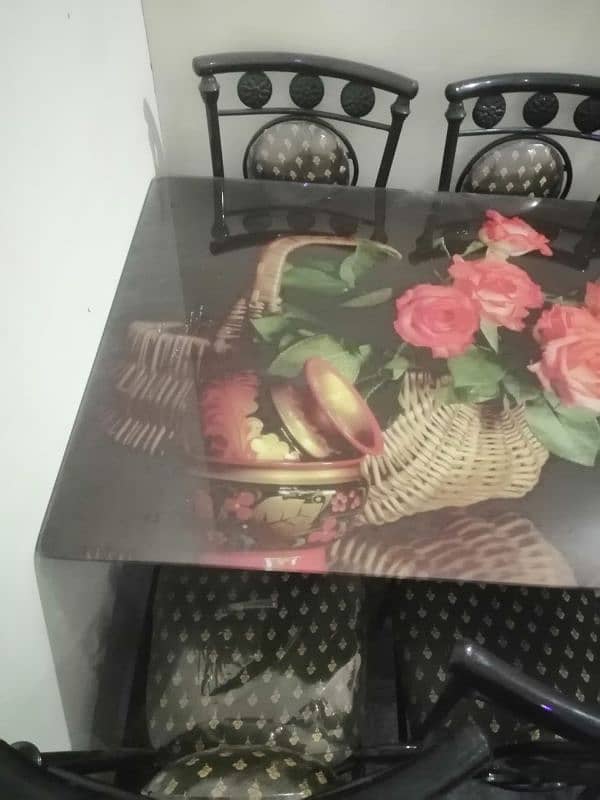 I am sale my dining table new 03016595204 4
