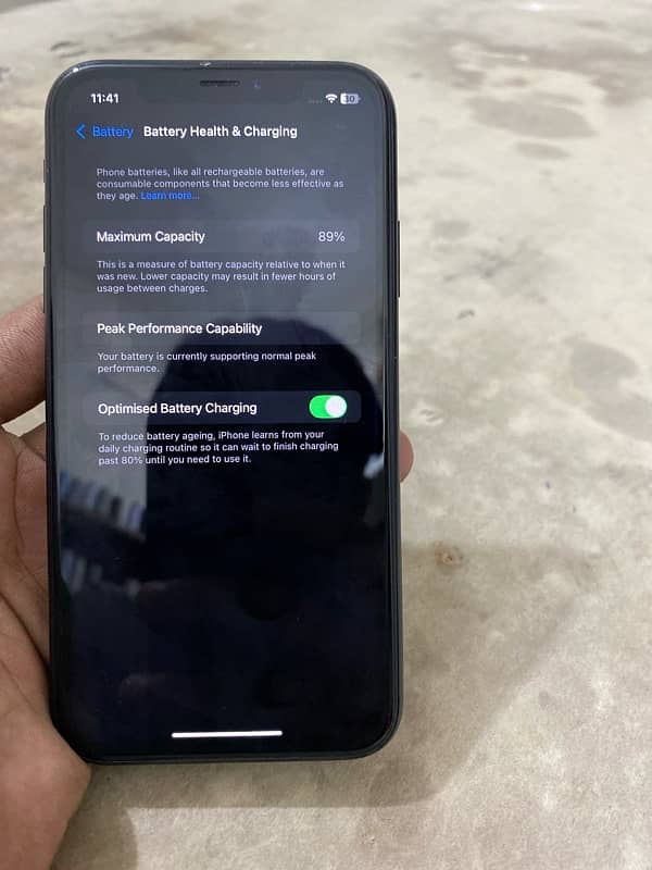 iPhone xr 6