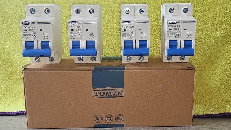 Tomzn/breakers/dc breakers/Ac breakers/Ac/Dc/Scheneider/Volt Protectio 13