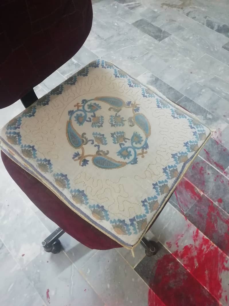 Rotating Revolving Chair with free 2 Cushions 3