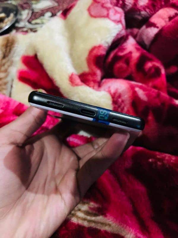 Google pixel 6a 3
