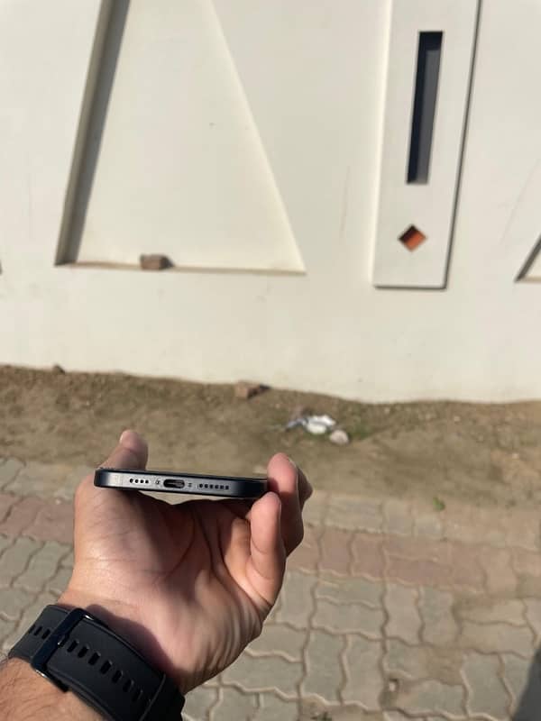 IPHONE 15 plus 128gb(Non pta) Factory Unlock 3