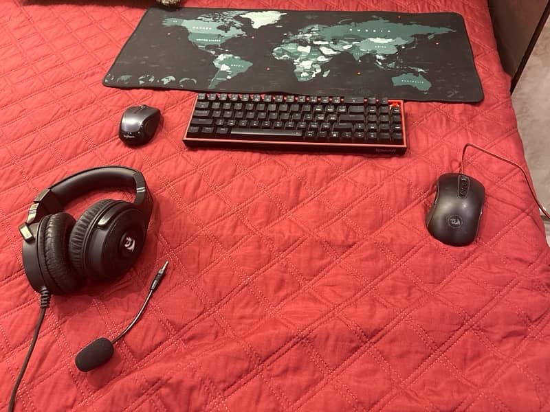 mouse keyboard gaming headset and mouse pad 0