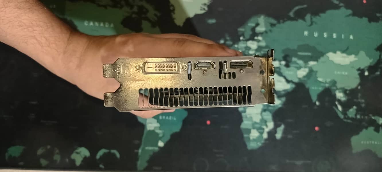 [AMD RADEON ] RX 560 {4gb GDDR 5 }128 bit 1