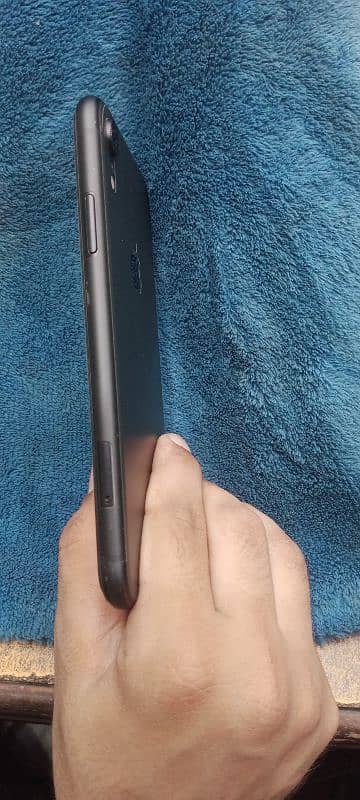 iPhone XR 64 GB non pta 3