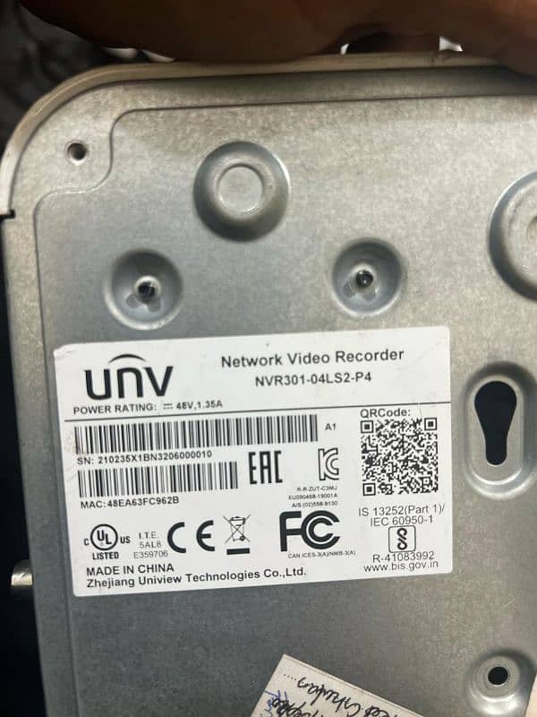 UNV 4Ch nvr 8mp with 4 cameras ip reolink 5MP 3