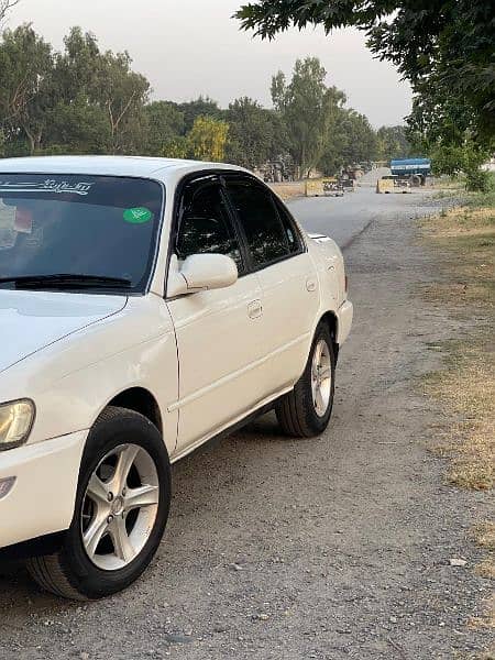 Toyota Corolla 2.0 D 2000 4