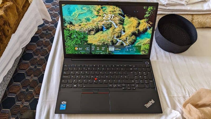 Lenovo Thinkpad E15 Gen 4 | i5-12th | 12-core 0