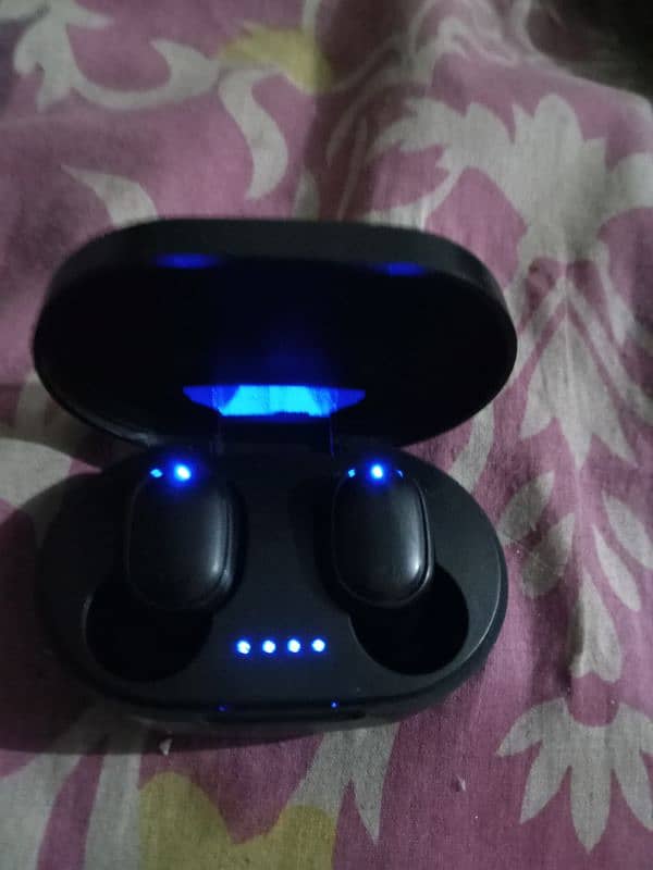 TWS Earpods- 210 pro true wireless 1